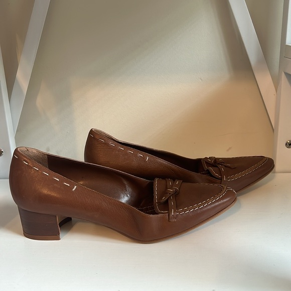 Manolo Blahnik Heel - Picture 2 of 4